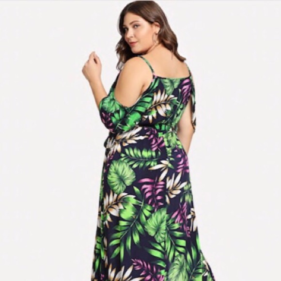 🍃🍁Botanical Dress🍁🍃 - Picture 3 of 5